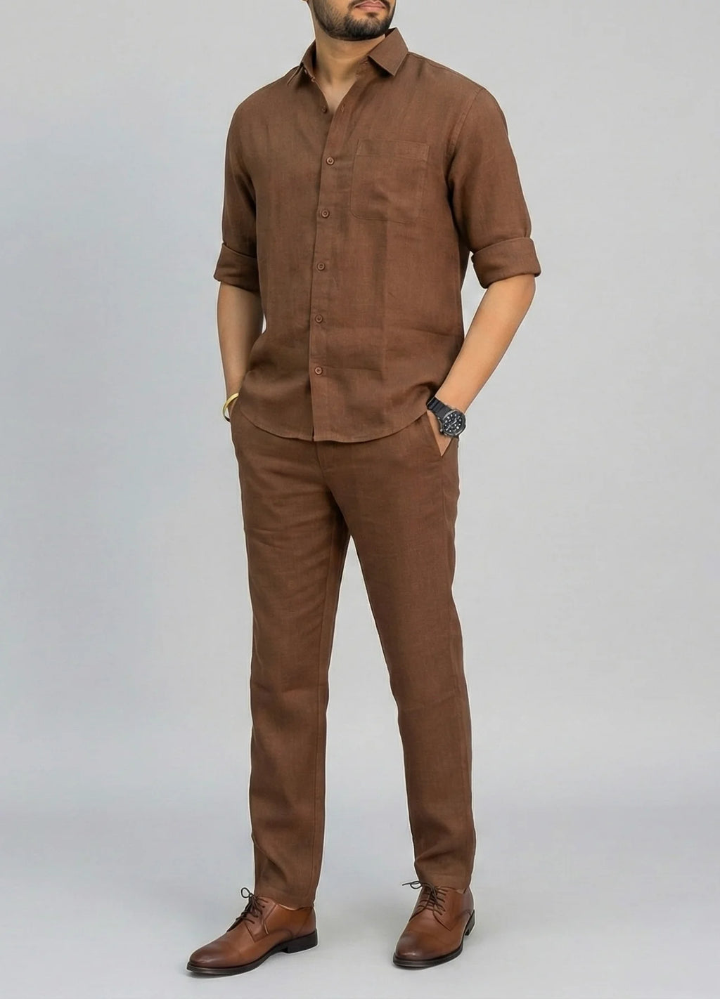 The Crowned Men Linen Pair